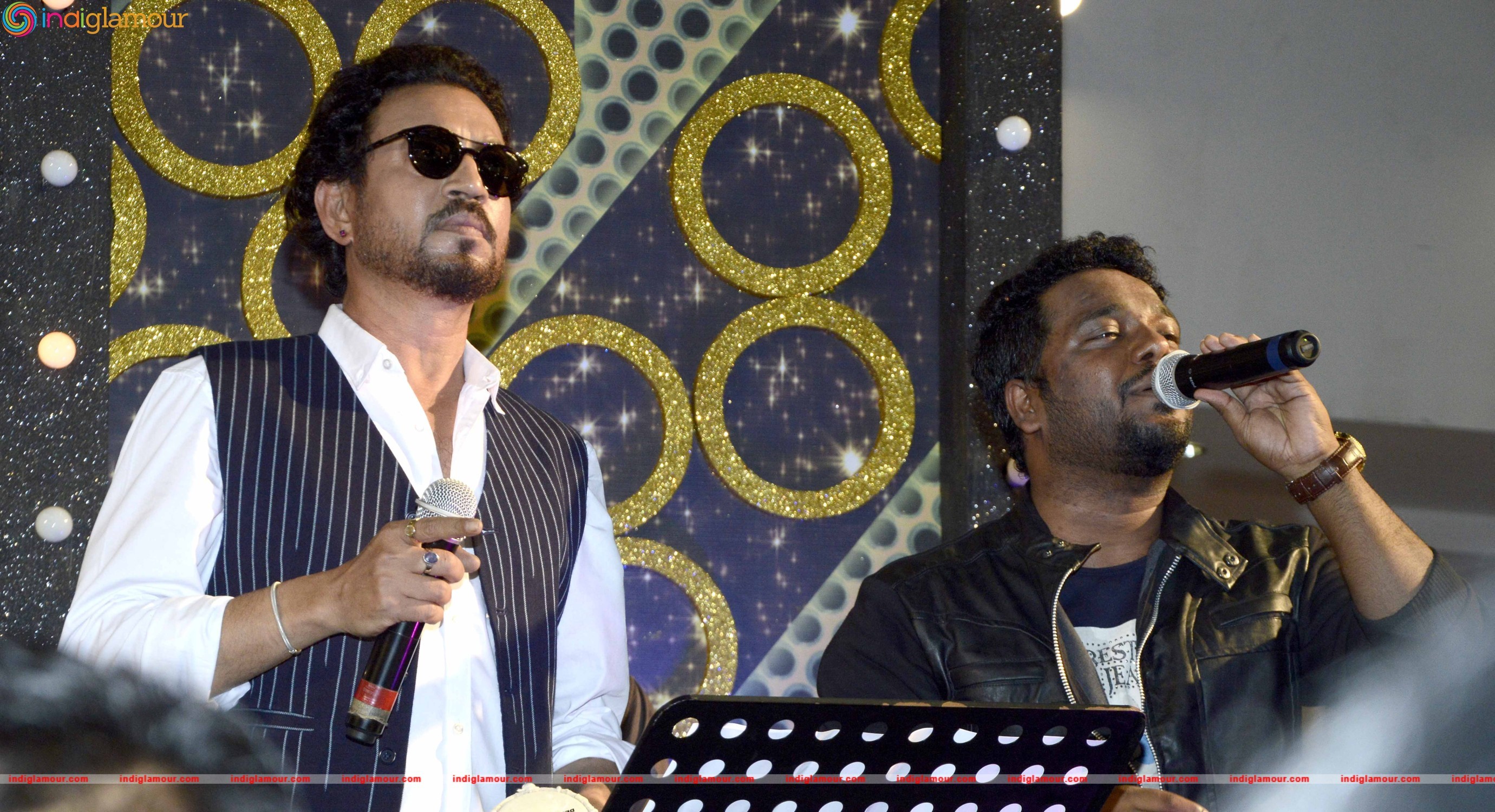 Irrfan Khan Promote Madaari at Viviana Mall Event hd photo
