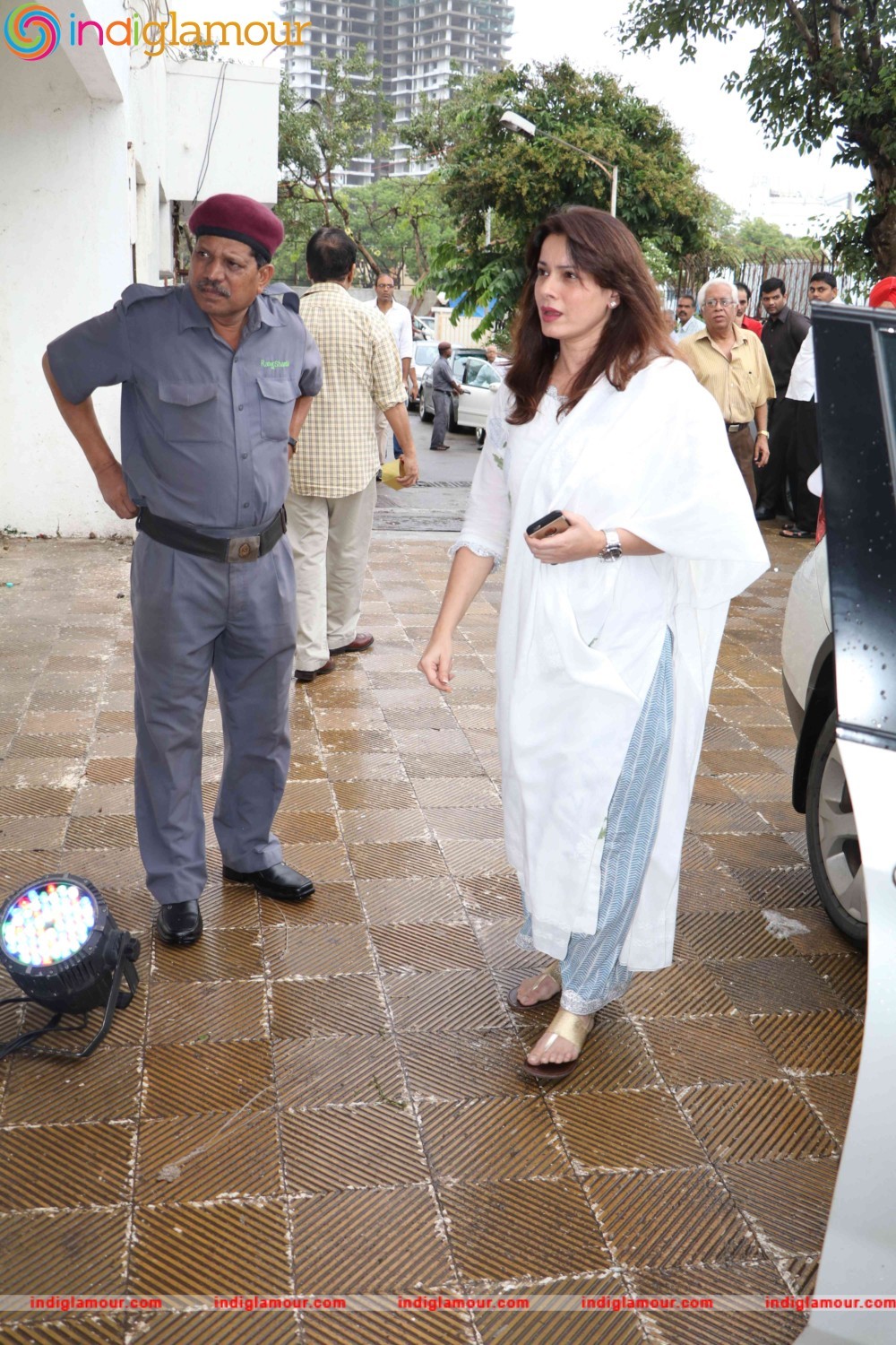 Raveena Tandons Father in law Mr. Kundan Thadani Prayer Meet Event hd photo