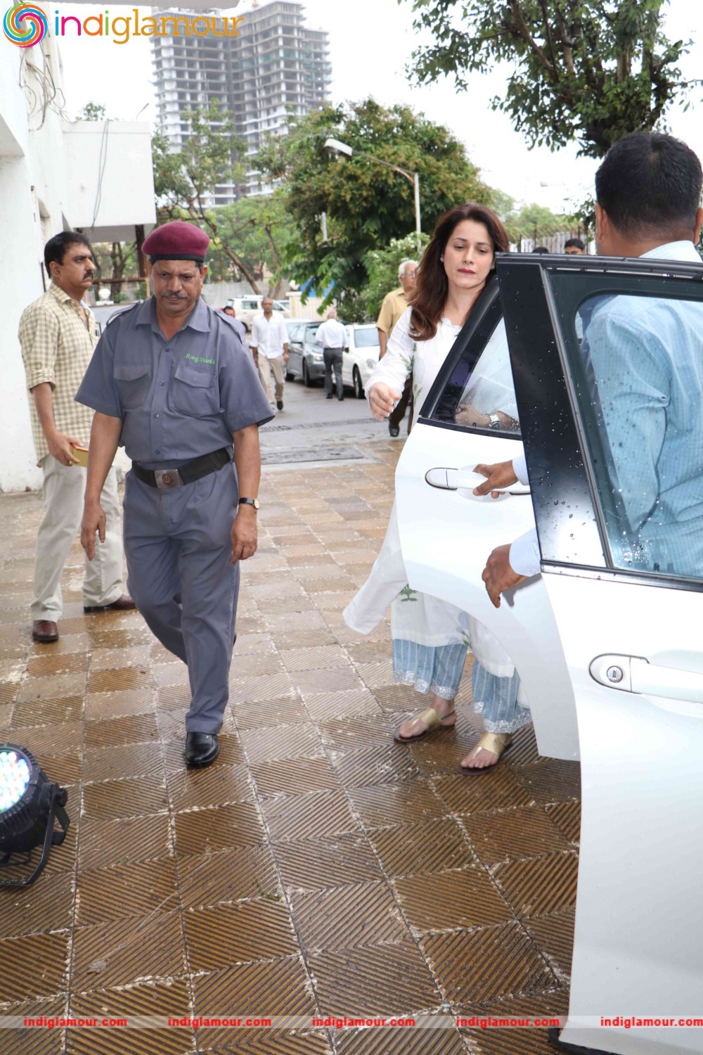 Raveena Tandons Father in law Mr. Kundan Thadani Prayer Meet Event hd photo