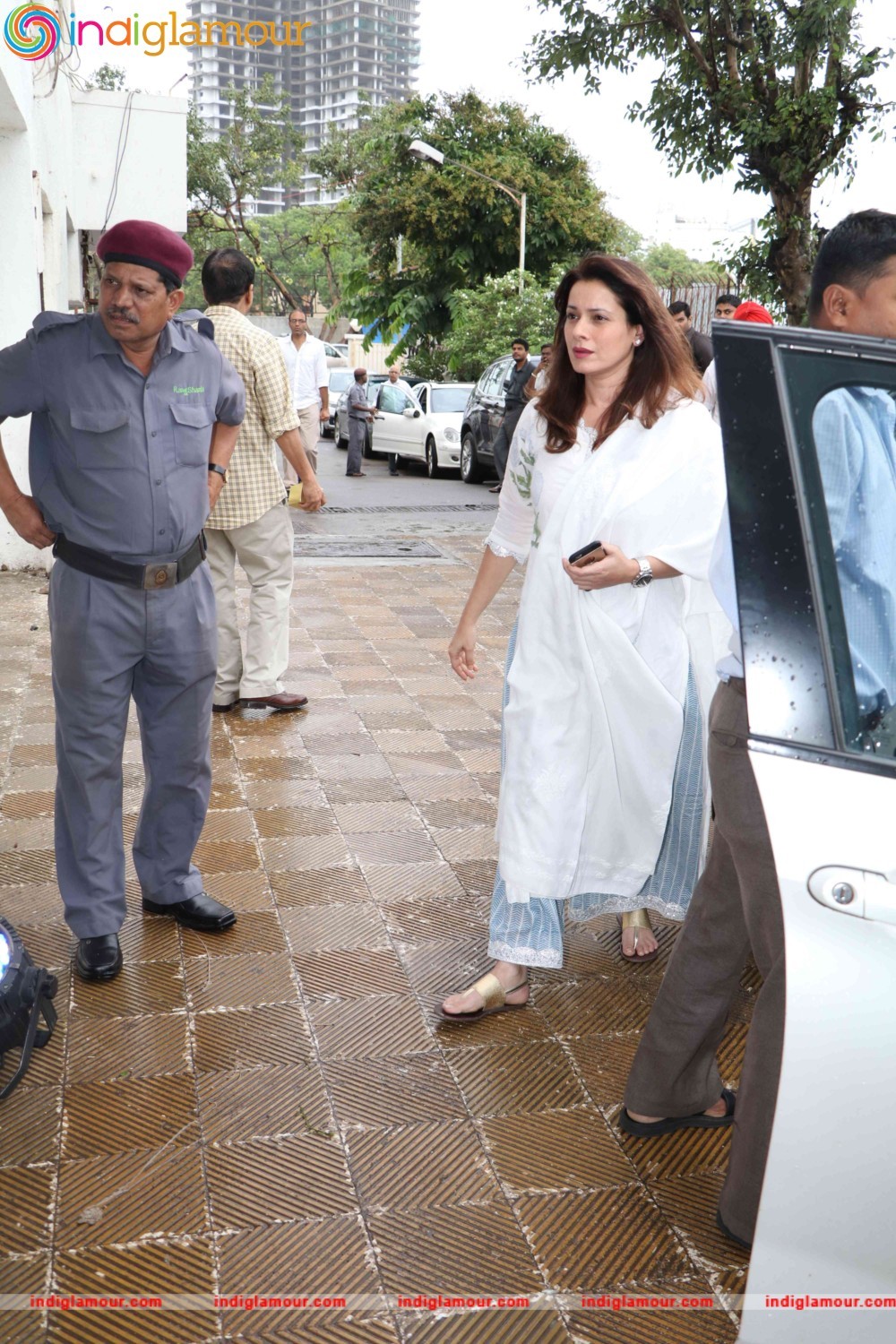 Raveena Tandons Father in law Mr. Kundan Thadani Prayer Meet Event hd photo