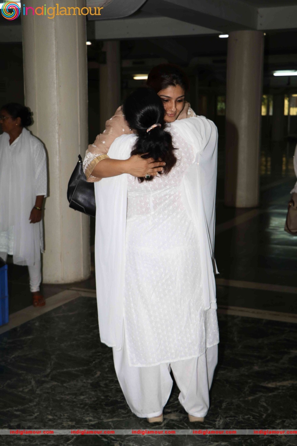 Raveena Tandons Father in law Mr. Kundan Thadani Prayer Meet Event hd photo