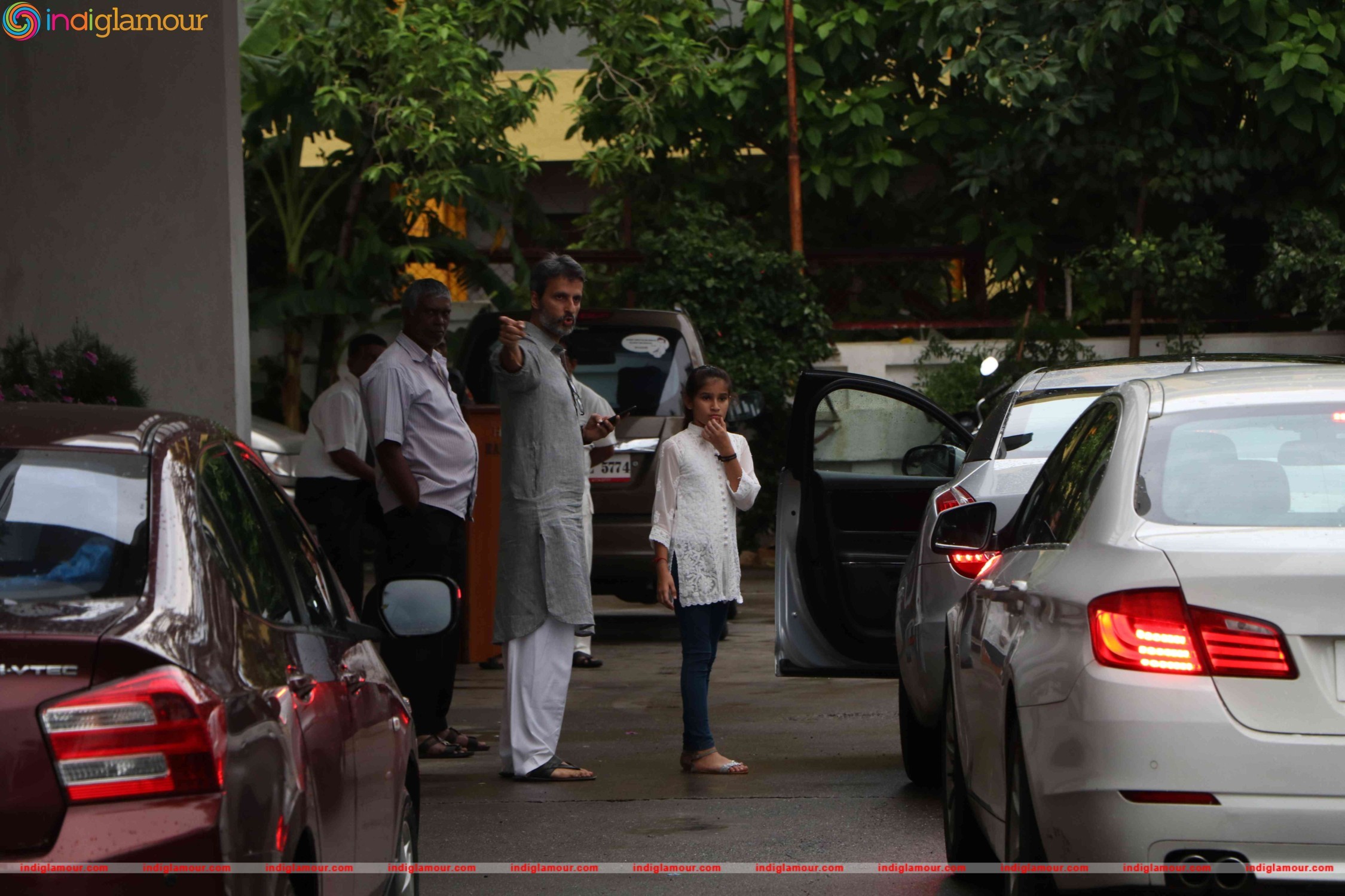 Raveena Tandons Father in law Mr. Kundan Thadani Prayer Meet Event hd photo