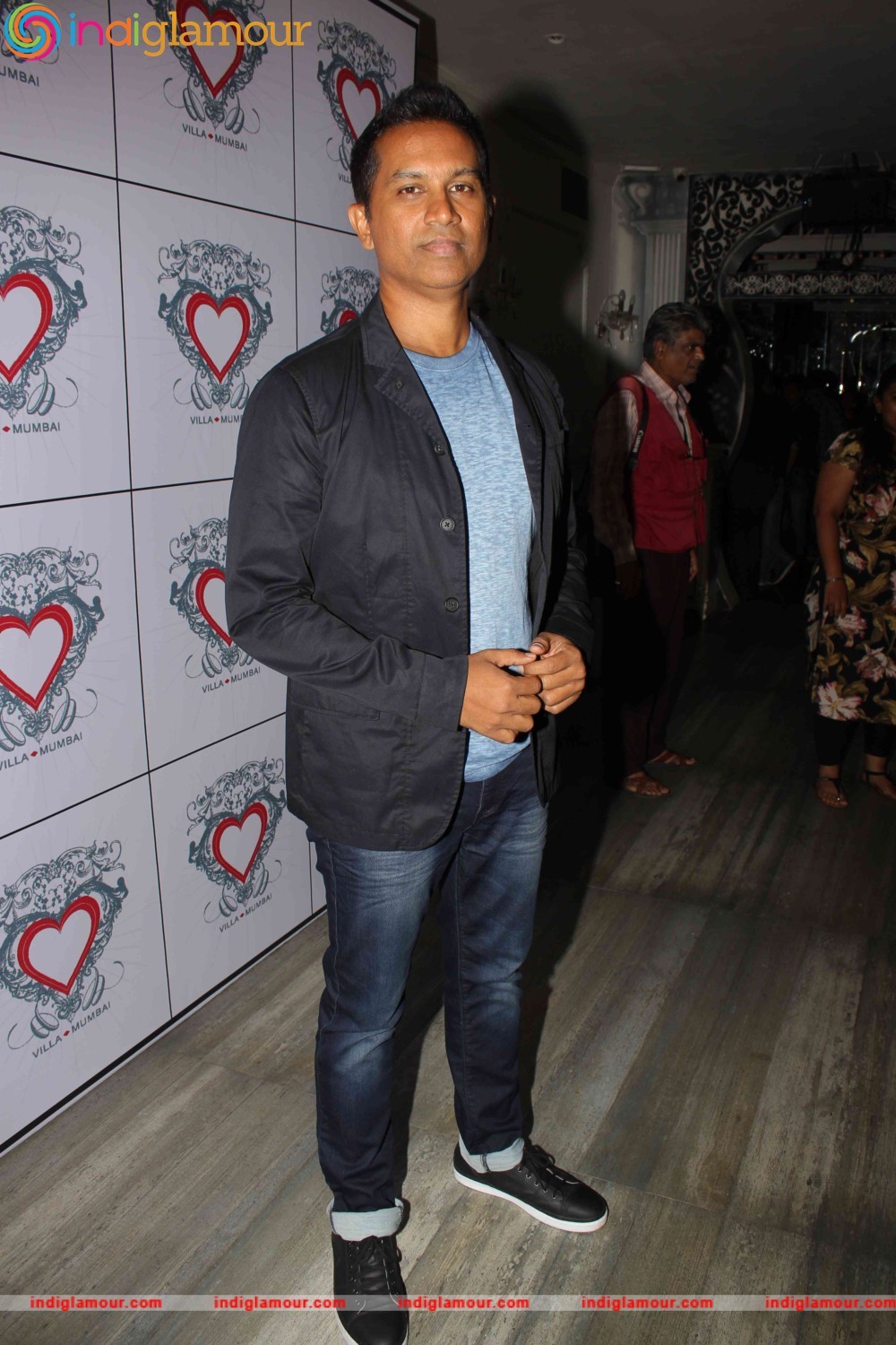 Raj Kumar Yadav and Rajeev Khandelwal Grace art Director Saini Johray Birthday Bash Event hd photo