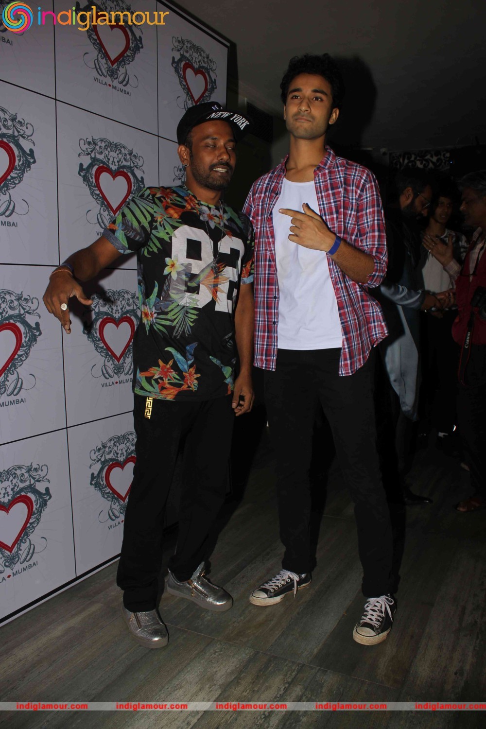 Raj Kumar Yadav and Rajeev Khandelwal Grace art Director Saini Johray Birthday Bash Event hd photo