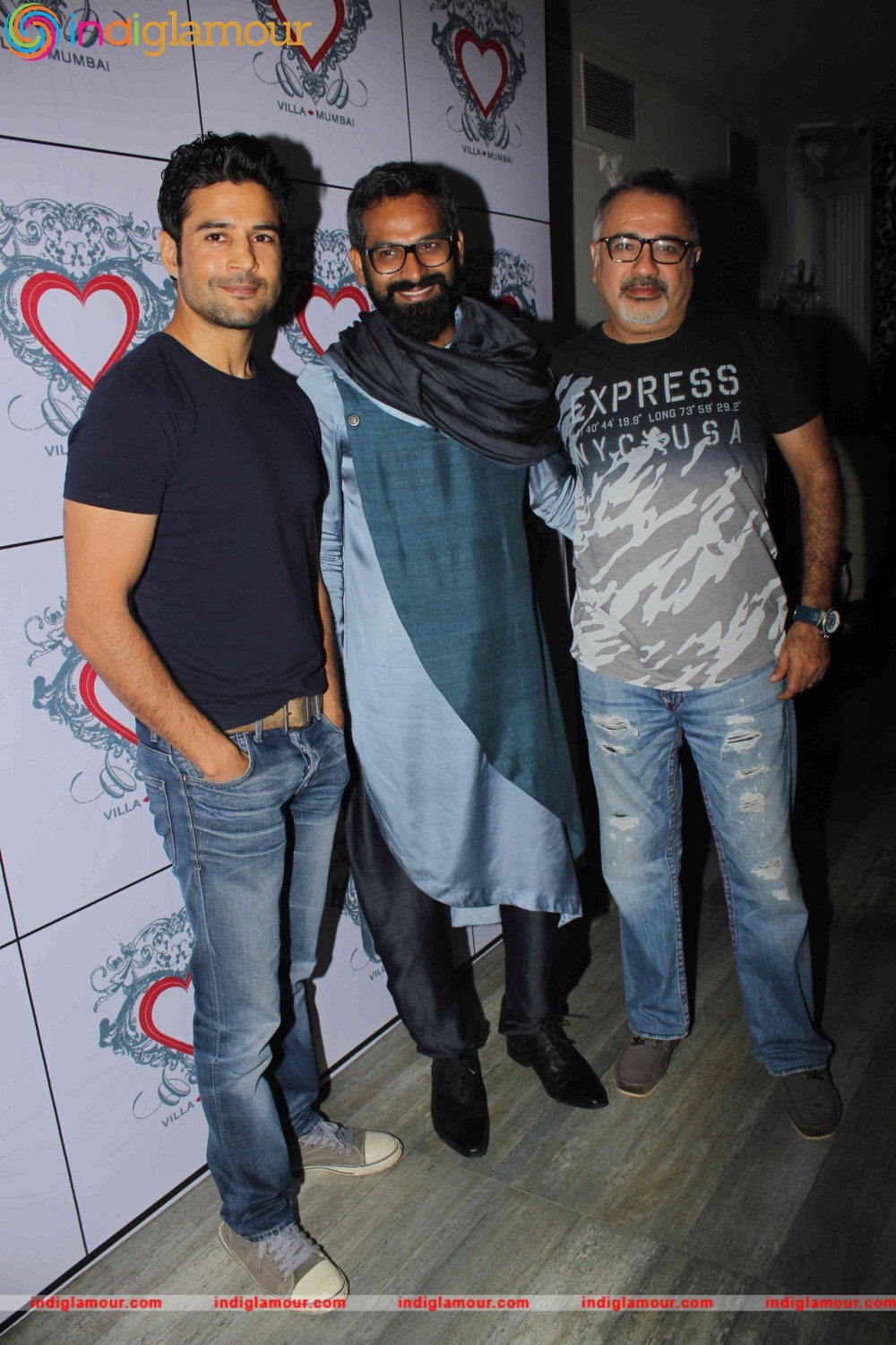 Raj Kumar Yadav and Rajeev Khandelwal Grace art Director Saini Johray Birthday Bash Event hd photo