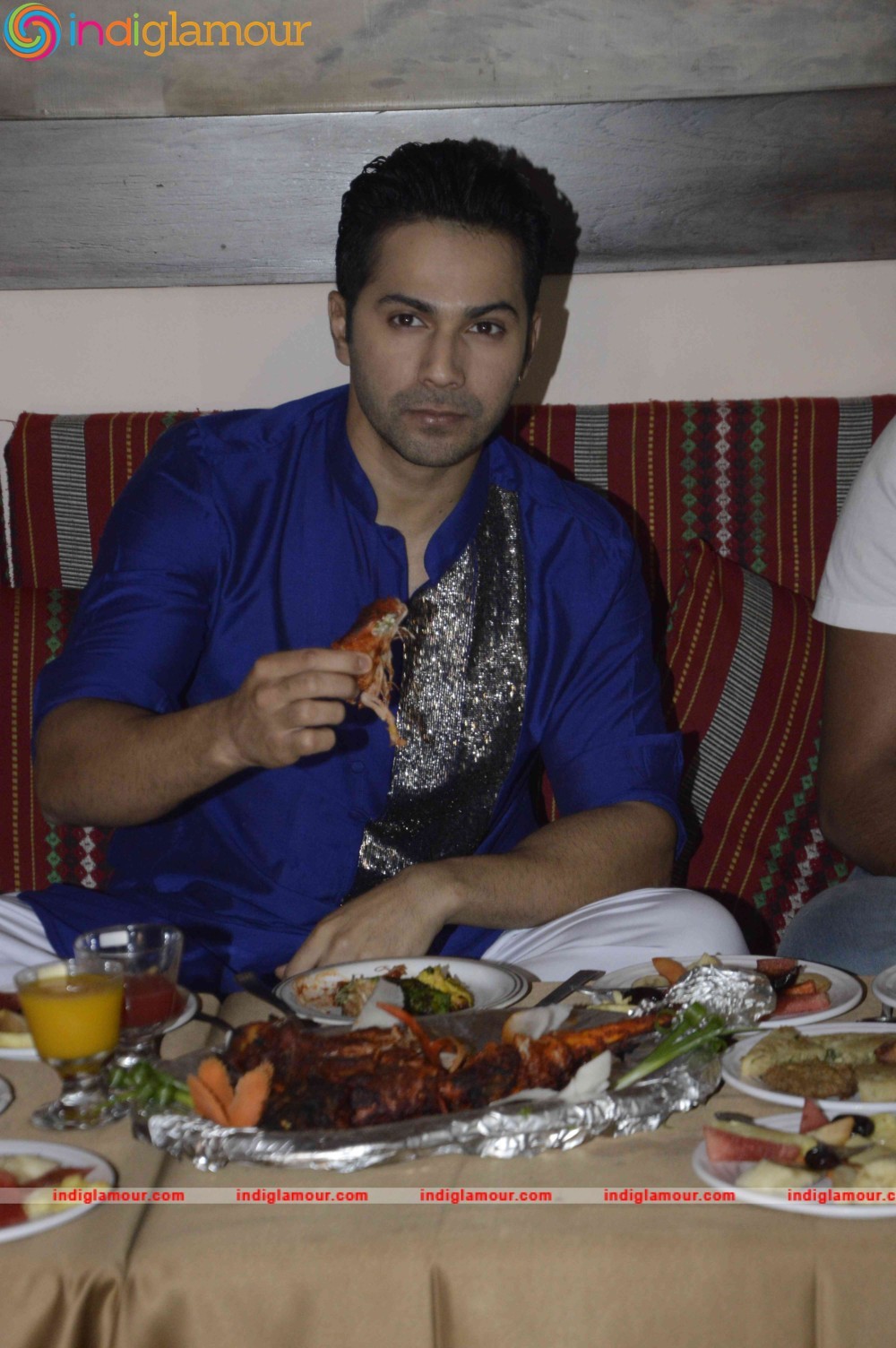 Varun Dhawan Visits Persian Darbar Hotel Event hd photo