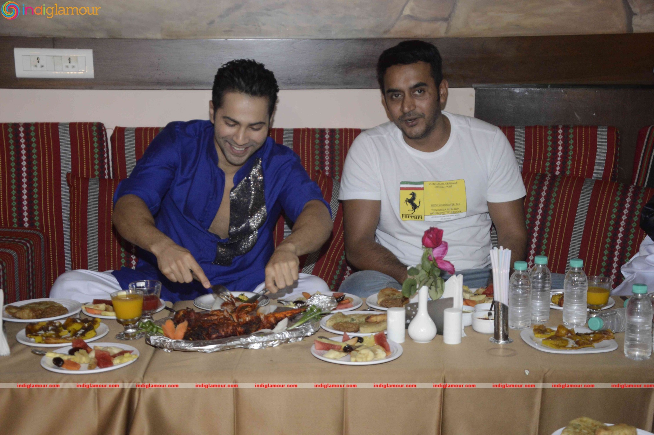 Varun Dhawan Visits Persian Darbar Hotel Event hd photo