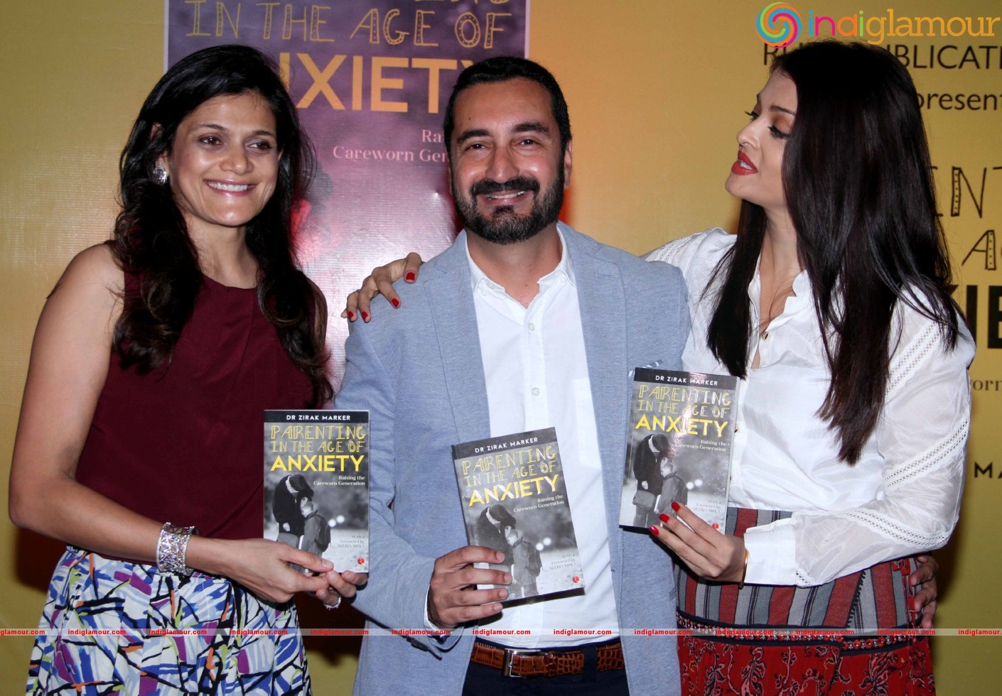 Aishwarya Rai Bachchan Launches Dr Zirak Marker s Book Event hd photo