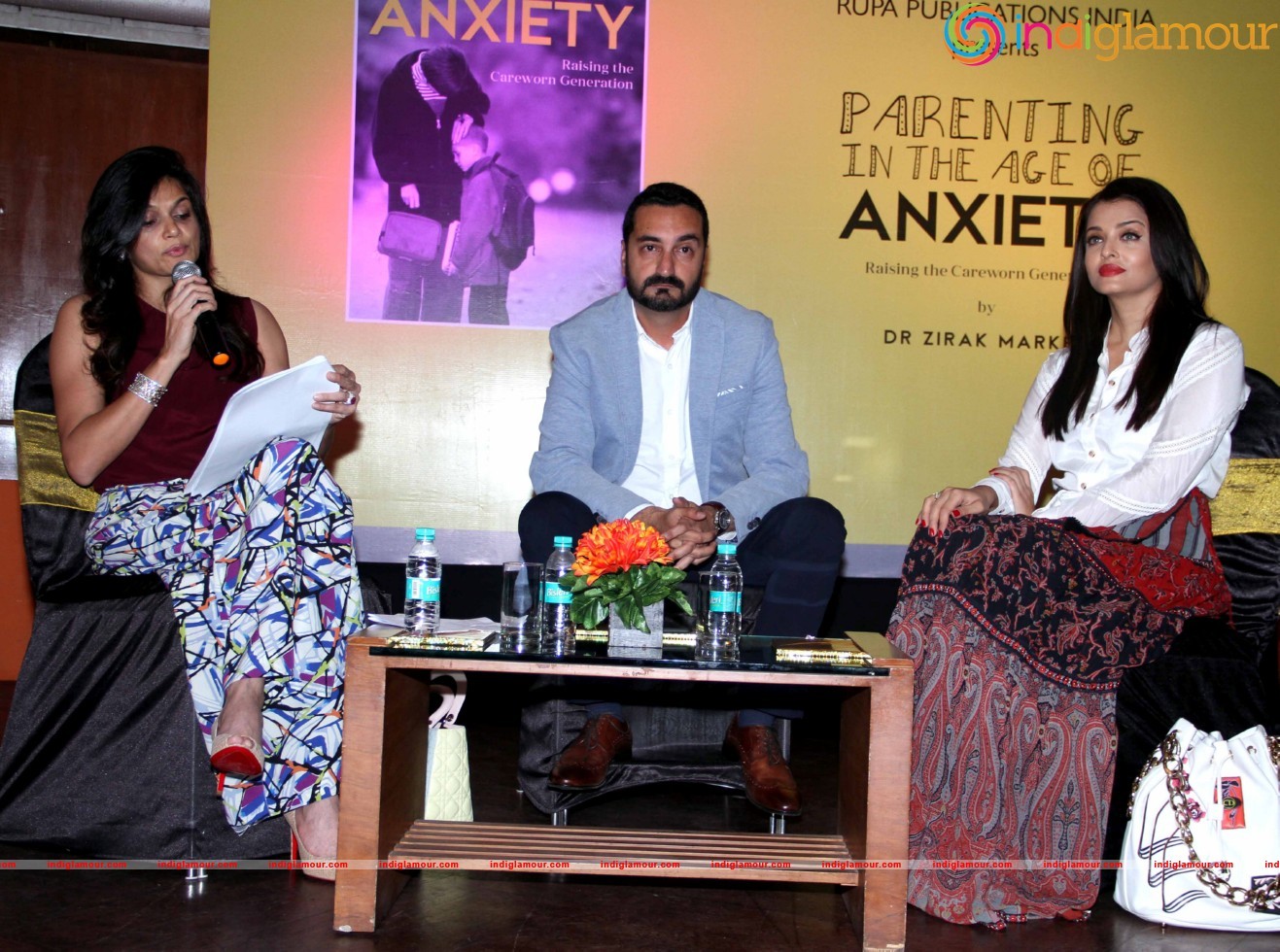 Aishwarya Rai Bachchan Launches Dr Zirak Marker s Book Event hd photo