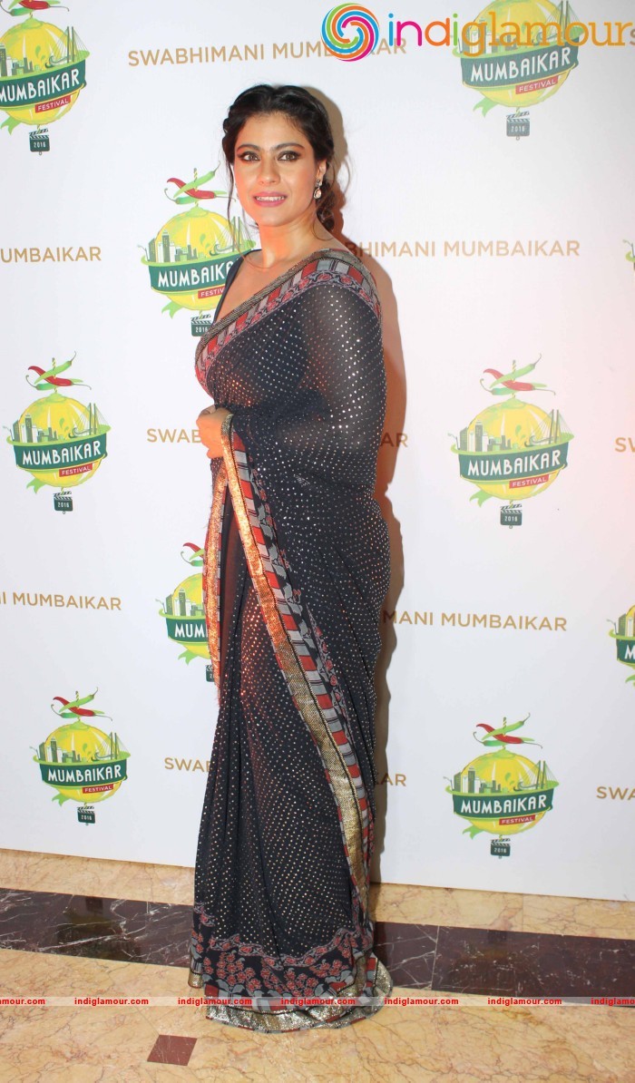 Ajay Devgan Kajol Govinda And Vivek Oberoi At The Swabhimani Mumbaikar Awards Event hd photo