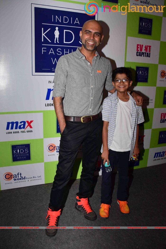 Nawazuddin Siddiqui And Vishal Malhotra Show Stopper For The Brand Nauti Nati Event hd photo