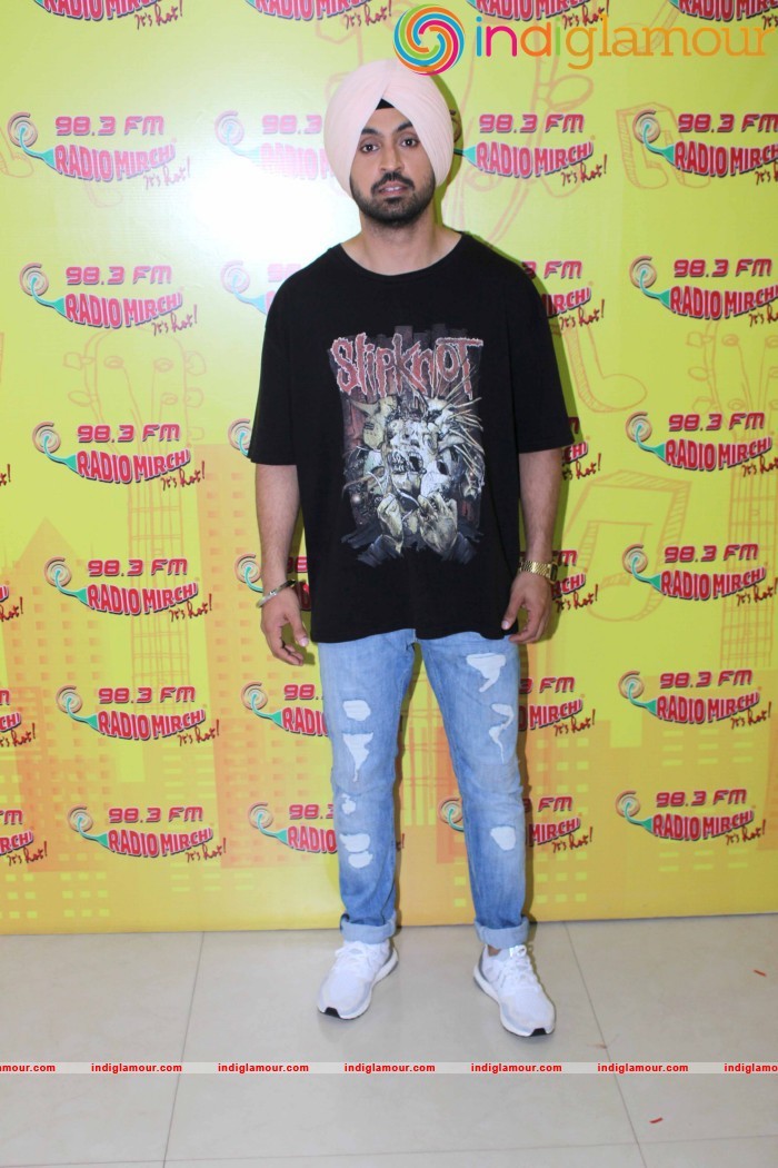 Promotion Of Film Udta Punjab At Radio Mirchi Studio Event hd photo