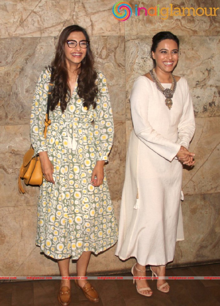 Special Screening Of Nil Battey Sannata For Sonam Kapoor At Lightbox Event hd photo