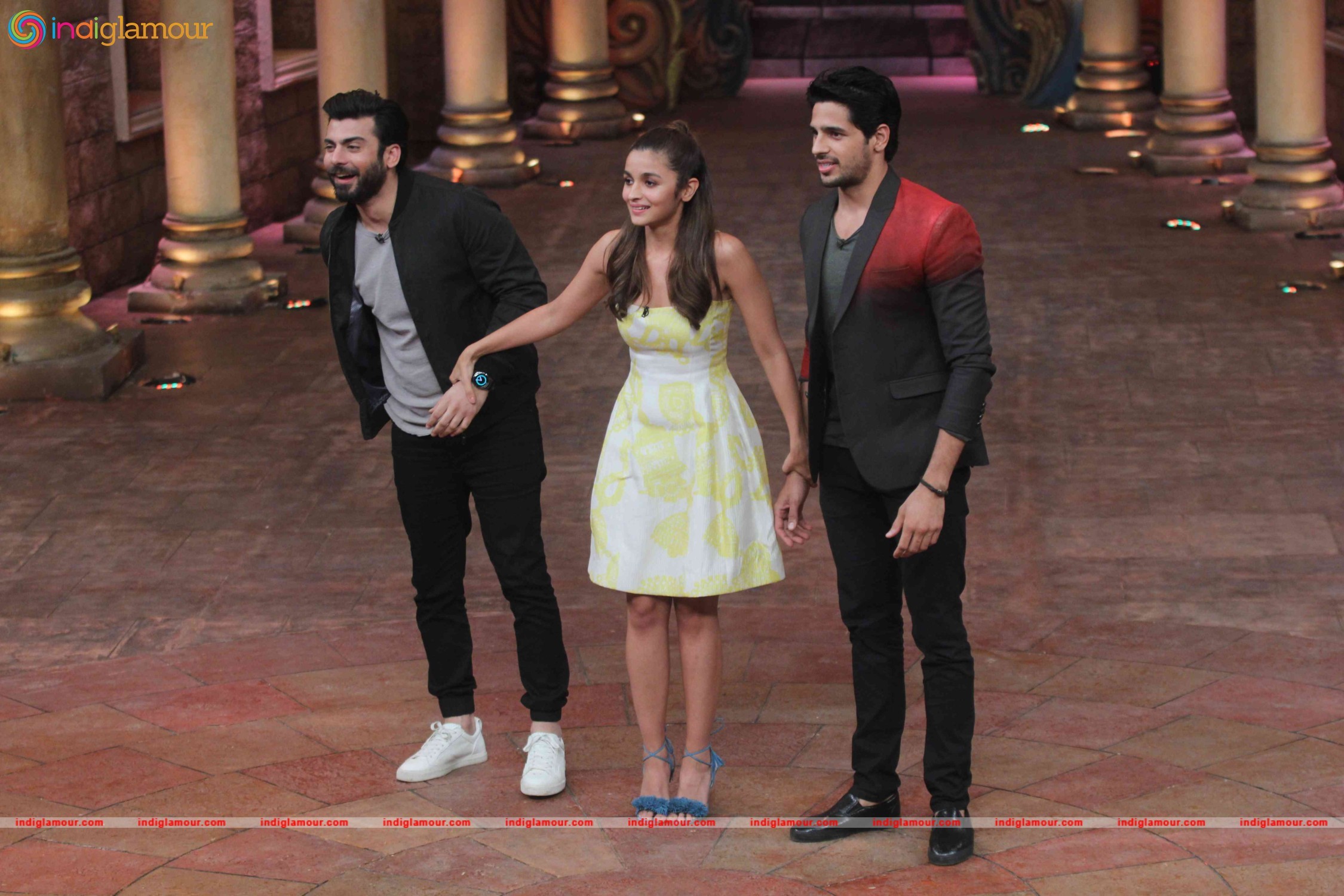 Promotion of Film Kapoor and Sons on the Sets of TV Show Comedy Nights Bachao Event hd photo