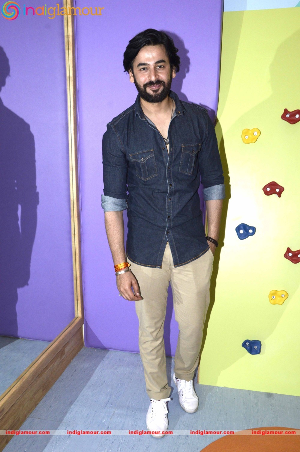 Actor Mrunal Jain Spend Some Good Time with NGO Dilkhush Special Children Event hd photo