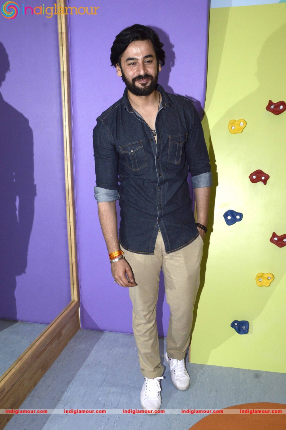 Actor Mrunal Jain Spend Some Good Time with NGO Dilkhush Special Children Event hd photo