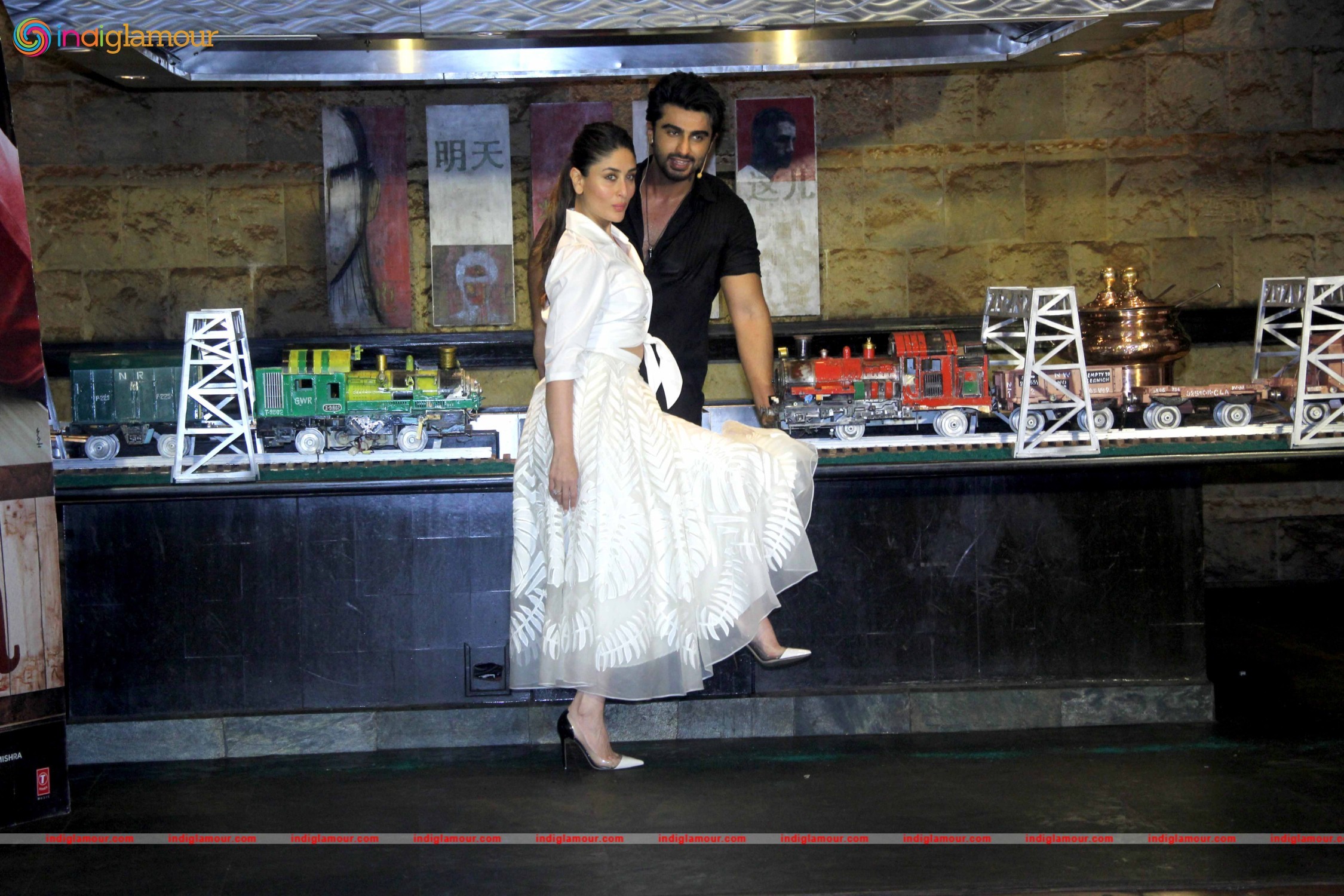 Special Launch to Promote of Film Ki and Ka Event hd photo
