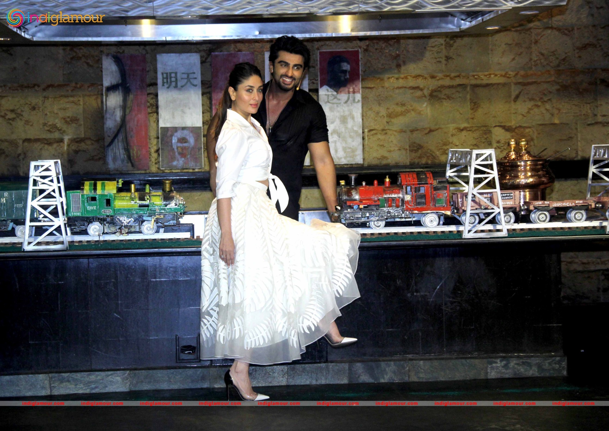 Special Launch to Promote of Film Ki and Ka Event hd photo