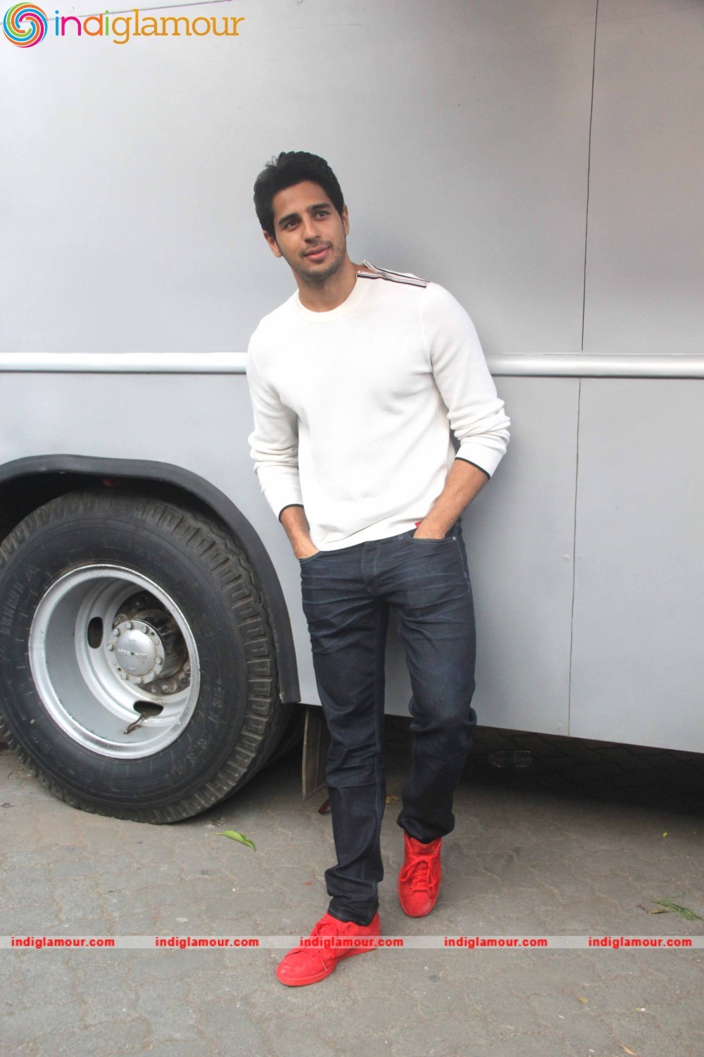 Media Interaction of Film Kapoor and Sons Event hd photo