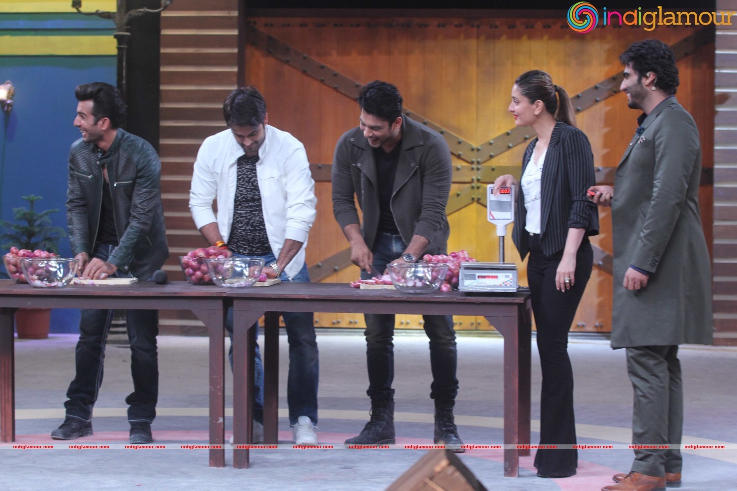Promotion of Movie Ki And KA at the Set of Khatron Ka Khiladi Event hd photo