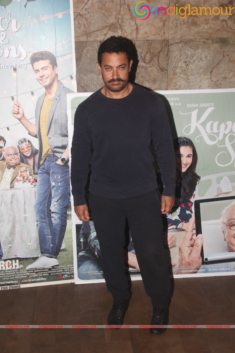 Screening of Movie Kapoor and Sons Event hd photo