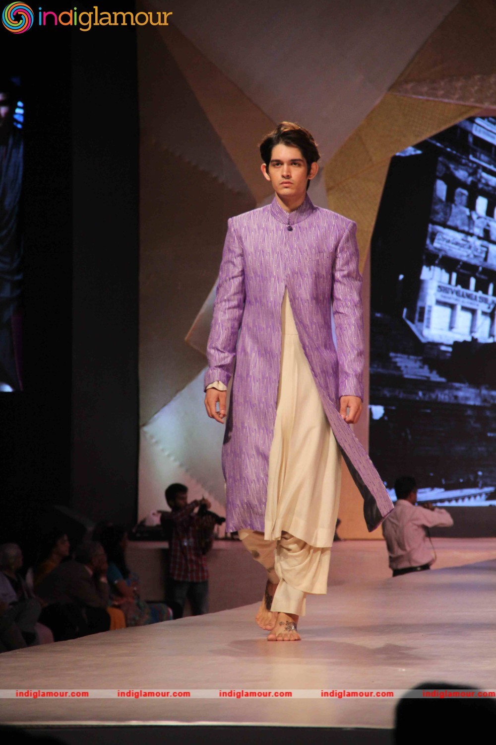 Bollywood Celebs Walks The Ramp For Manish Malhotra and Shaina NC Event hd photo