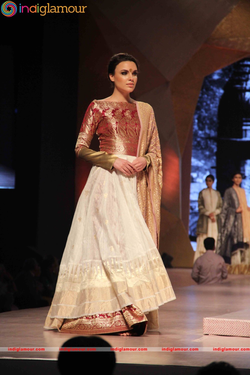 Bollywood Celebs Walks The Ramp For Manish Malhotra and Shaina NC Event hd photo