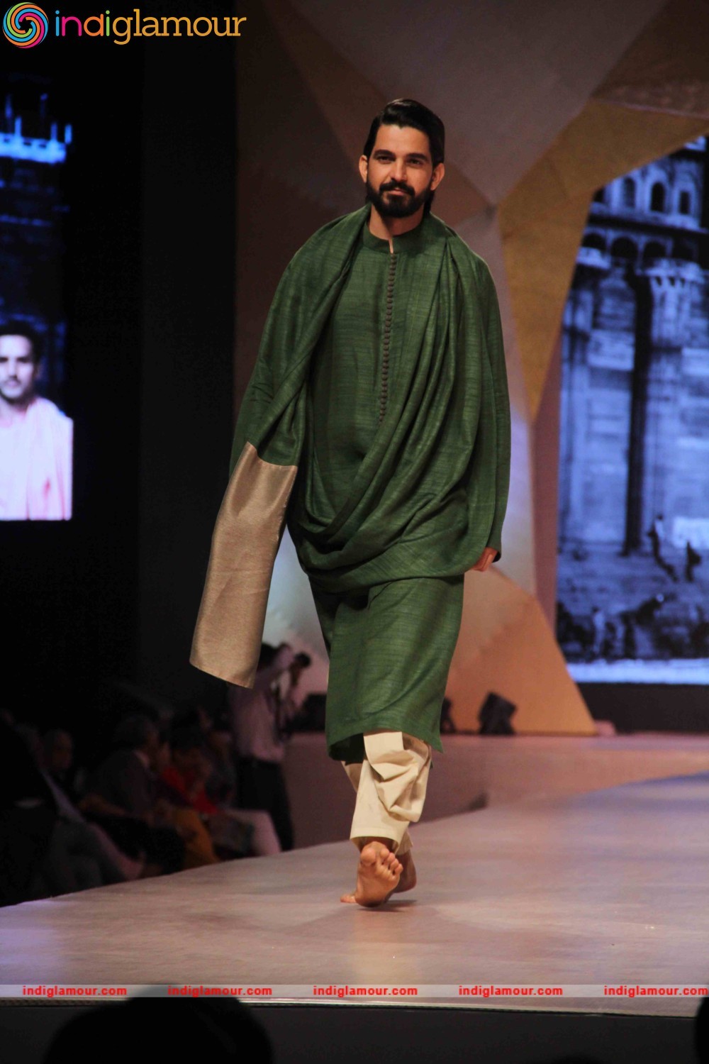 Bollywood Celebs Walks The Ramp For Manish Malhotra and Shaina NC Event hd photo