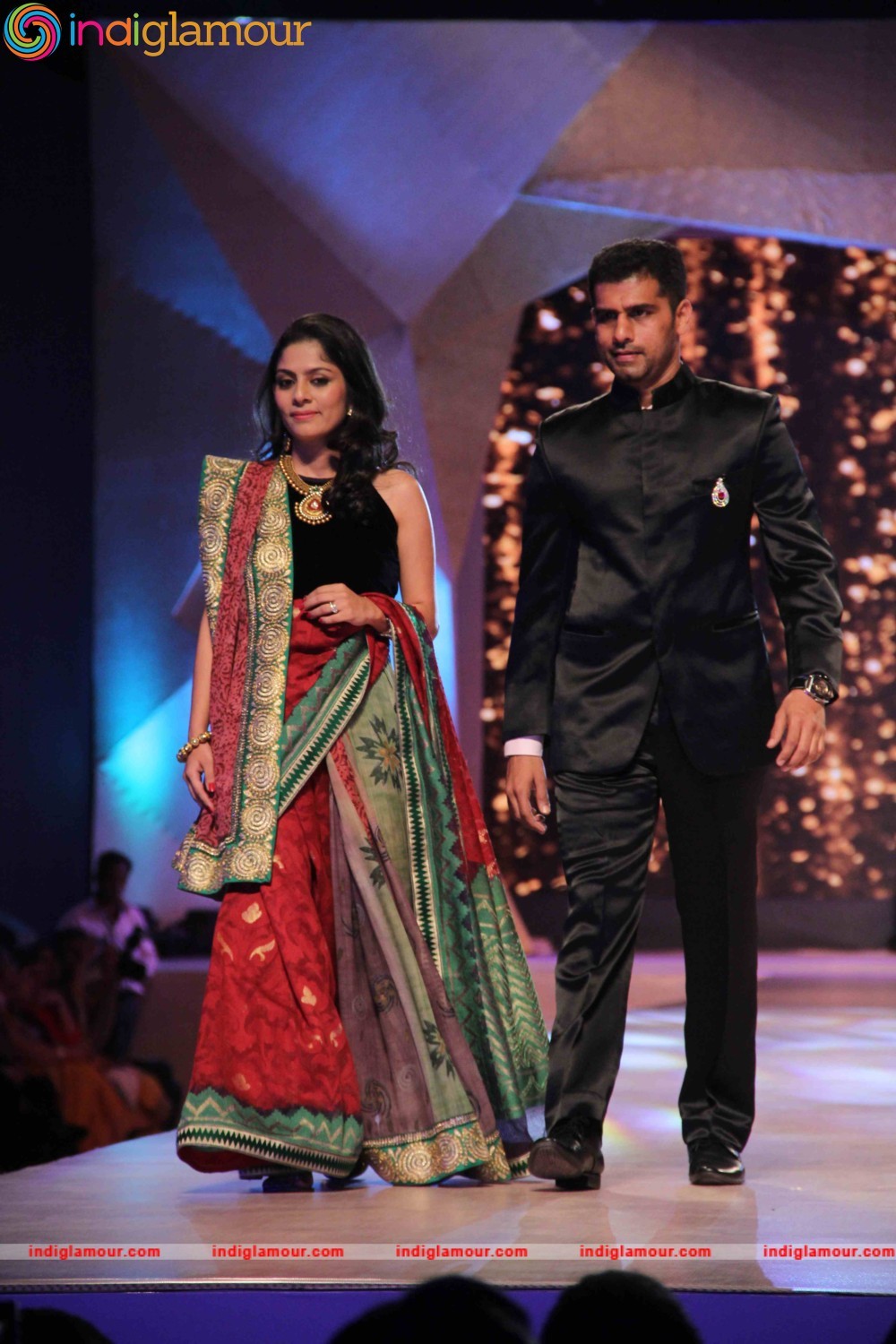 Bollywood Celebs Walks The Ramp For Manish Malhotra and Shaina NC Event hd photo