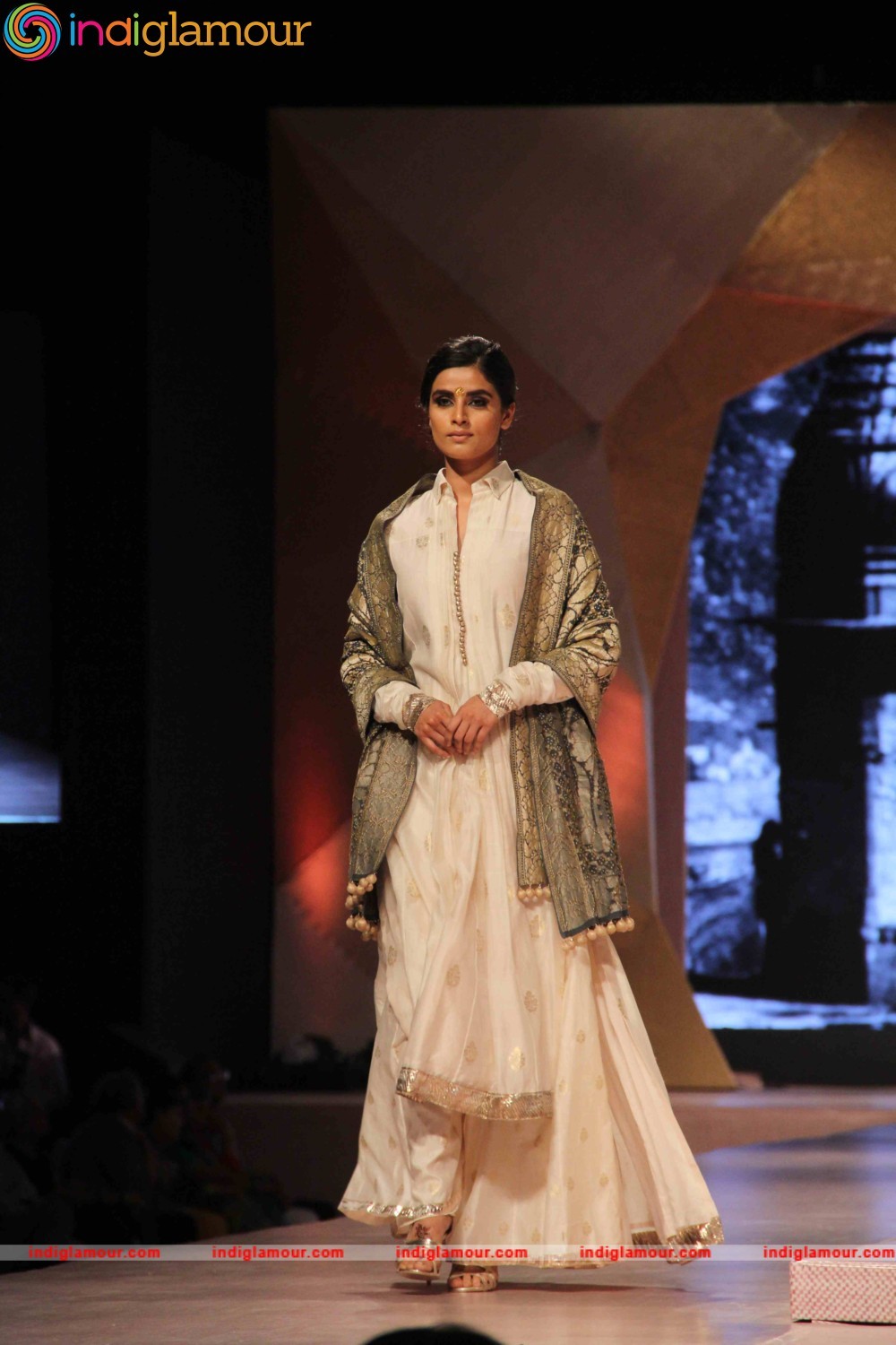 Bollywood Celebs Walks The Ramp For Manish Malhotra and Shaina NC Event hd photo