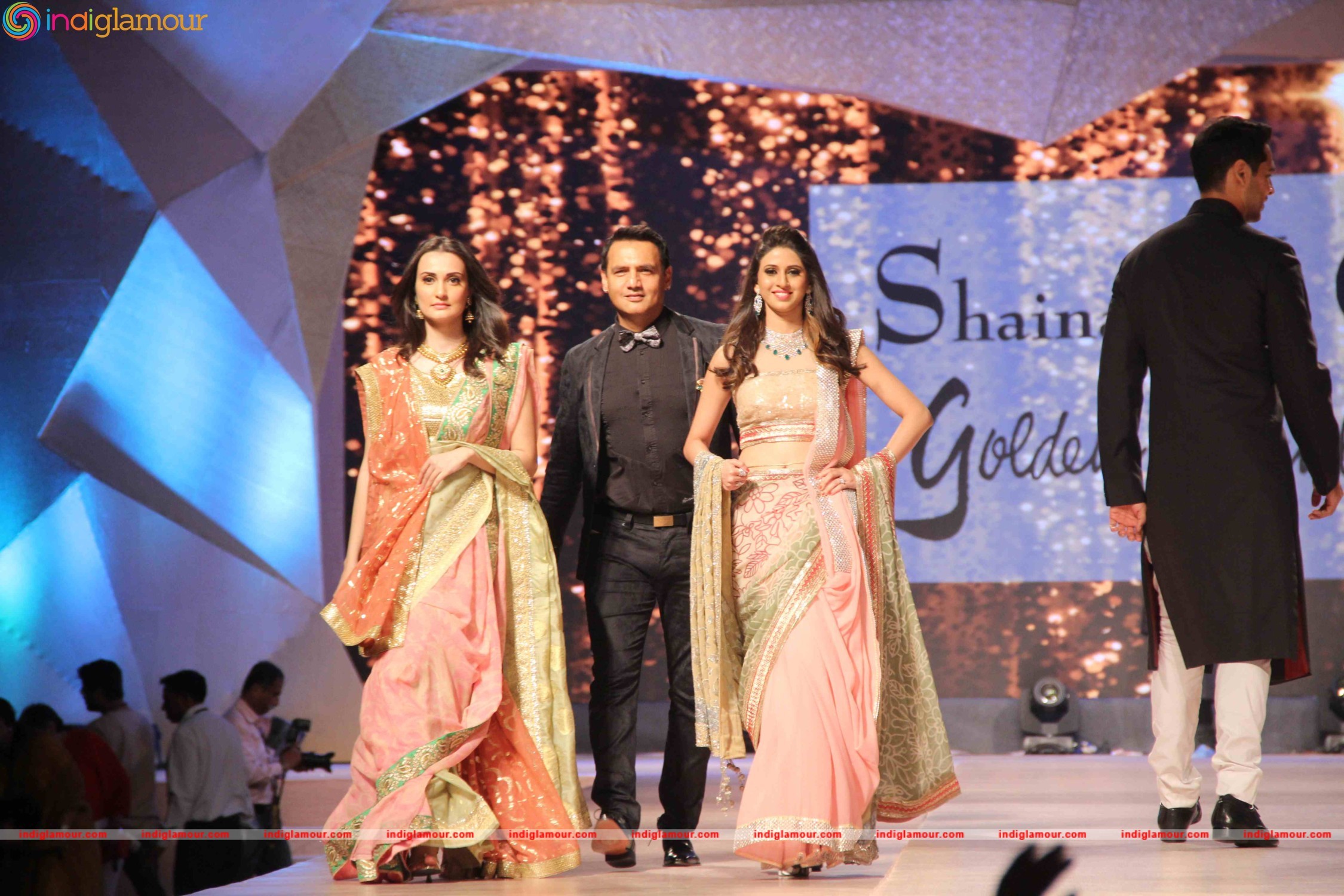 Bollywood Celebs Walks The Ramp For Manish Malhotra and Shaina NC Event hd photo