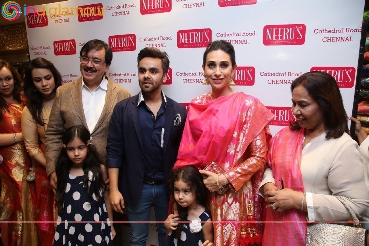 Karishma Kapoor launches Neeru's in Chennai Event hd photo