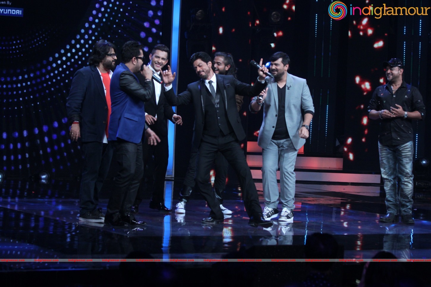 Shah Rukh Khan For The Grand Premiere Of Sa Re Ga Ma Pa 2 Event hd photo