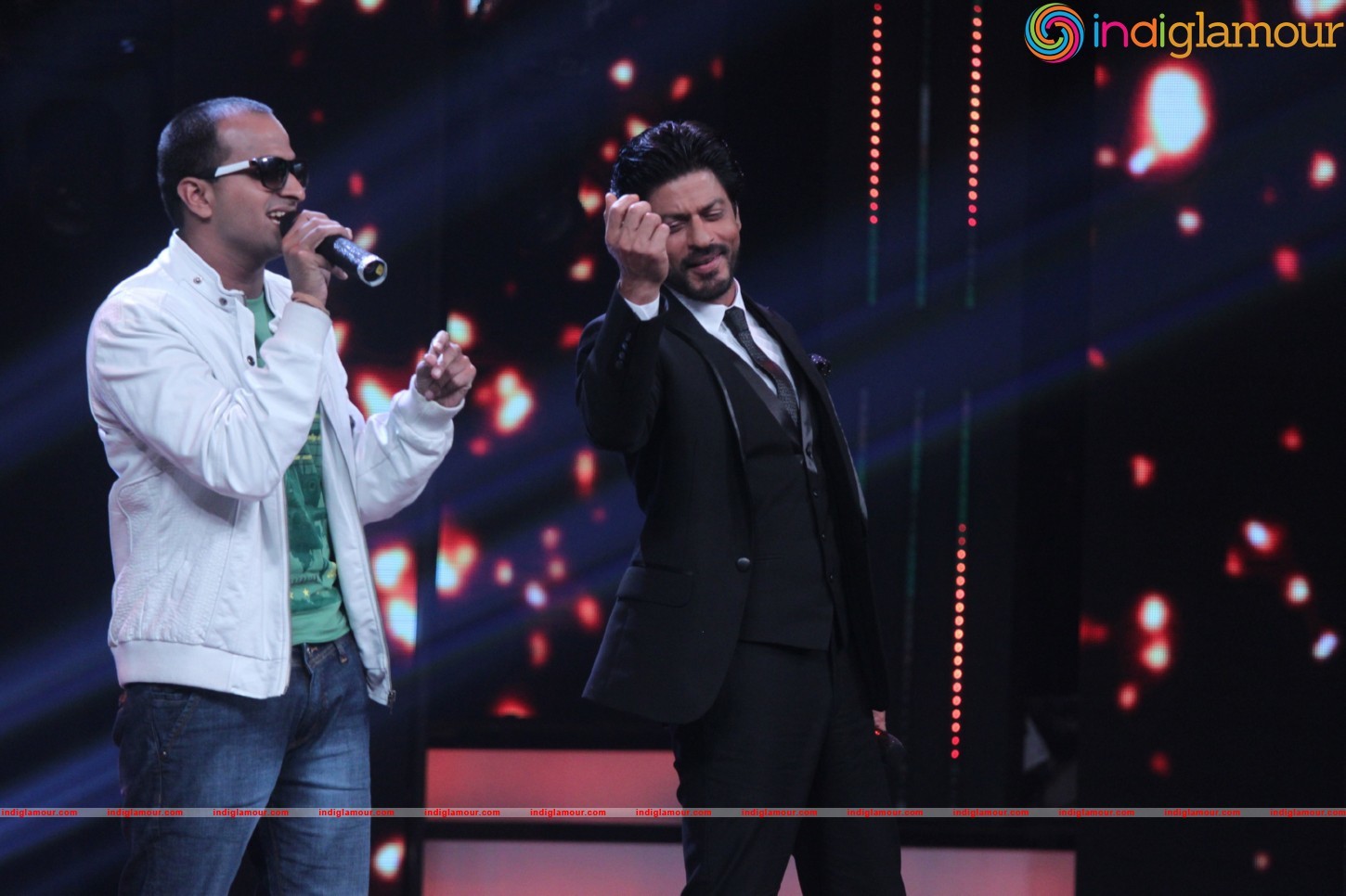 Shah Rukh Khan For The Grand Premiere Of Sa Re Ga Ma Pa 2 Event hd photo