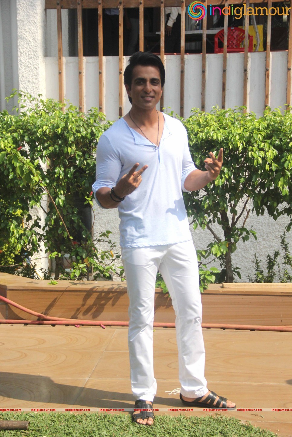 Sonu Sood Flex Appeal Makes Him Brand Ambassador Texmo Pipe Fittings Event hd photo