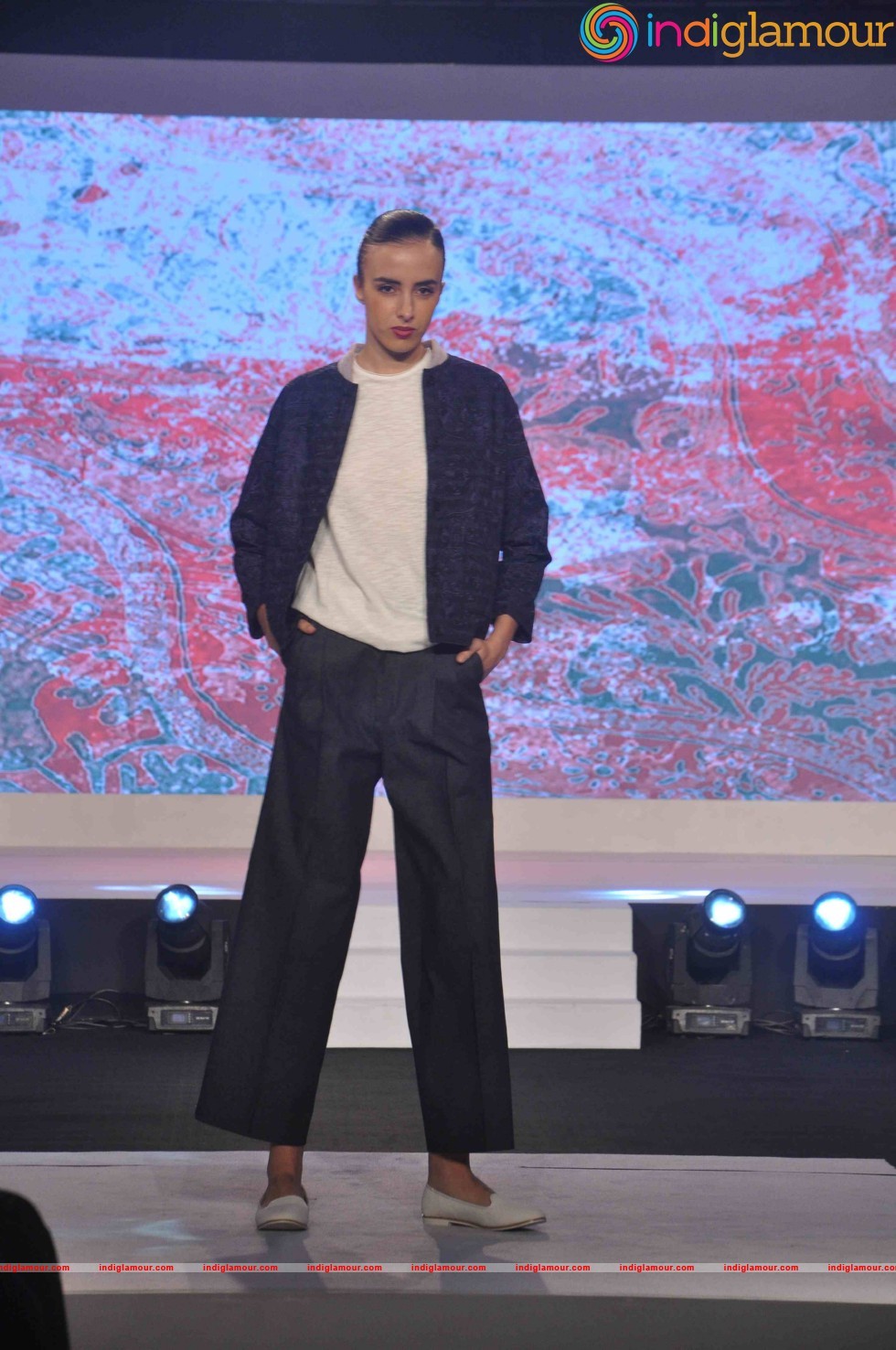 Vidyut Jamwal And Aditi Rao Hydari Walk The Ramp For The Woolmark Show Event hd photo