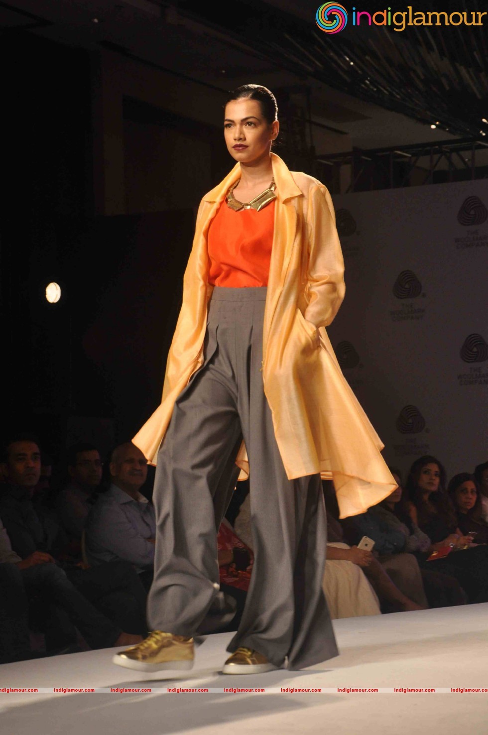 Vidyut Jamwal And Aditi Rao Hydari Walk The Ramp For The Woolmark Show Event hd photo