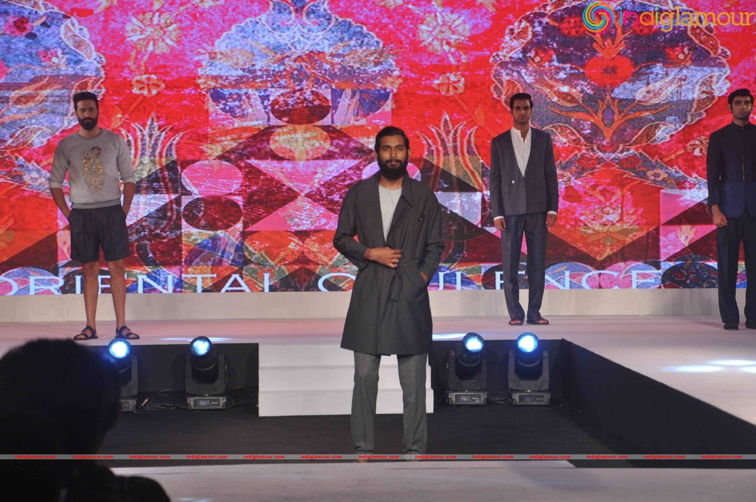 Vidyut Jamwal And Aditi Rao Hydari Walk The Ramp For The Woolmark Show Event hd photo