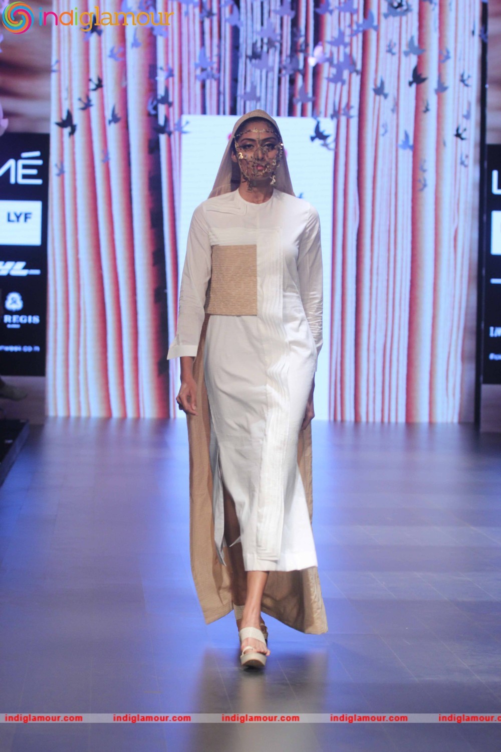 LFW Day 1 Show By Designer Aqdus Event hd photo