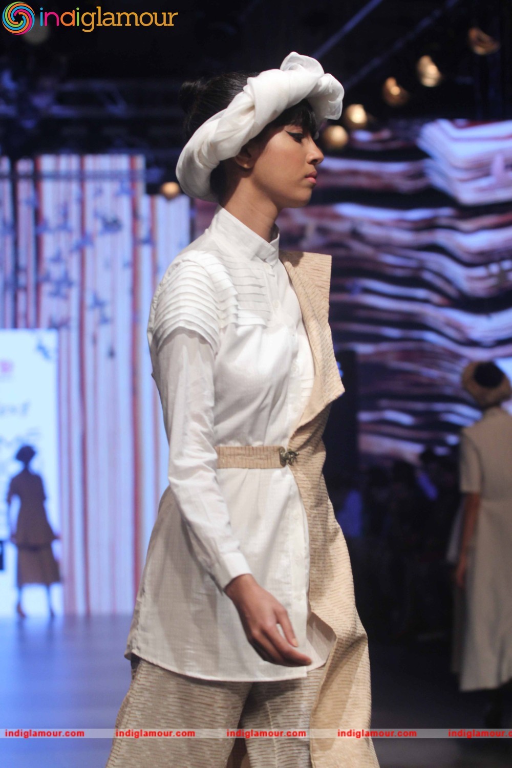LFW Day 1 Show By Designer Aqdus Event hd photo