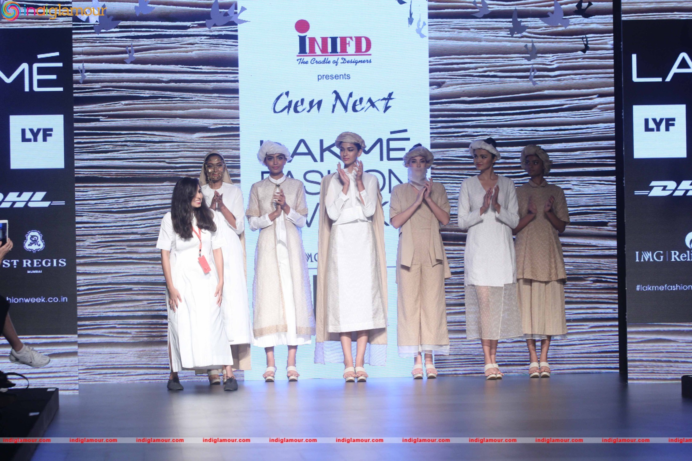 LFW Day 1 Show By Designer Aqdus Event hd photo