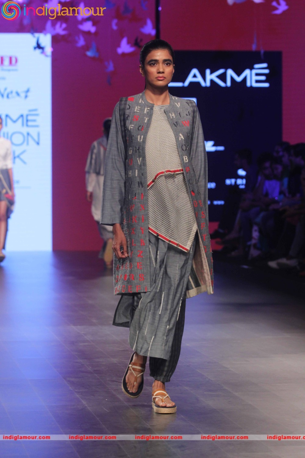 LFW Day 1 Show By Designer Naveen Event hd photo