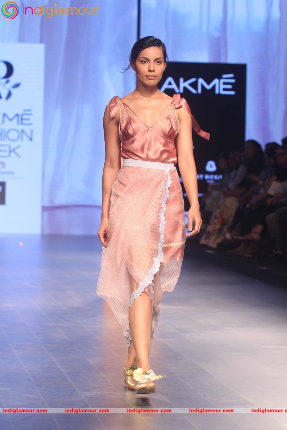 LFW Day 1 Show Design By Archana Rao Event hd photo