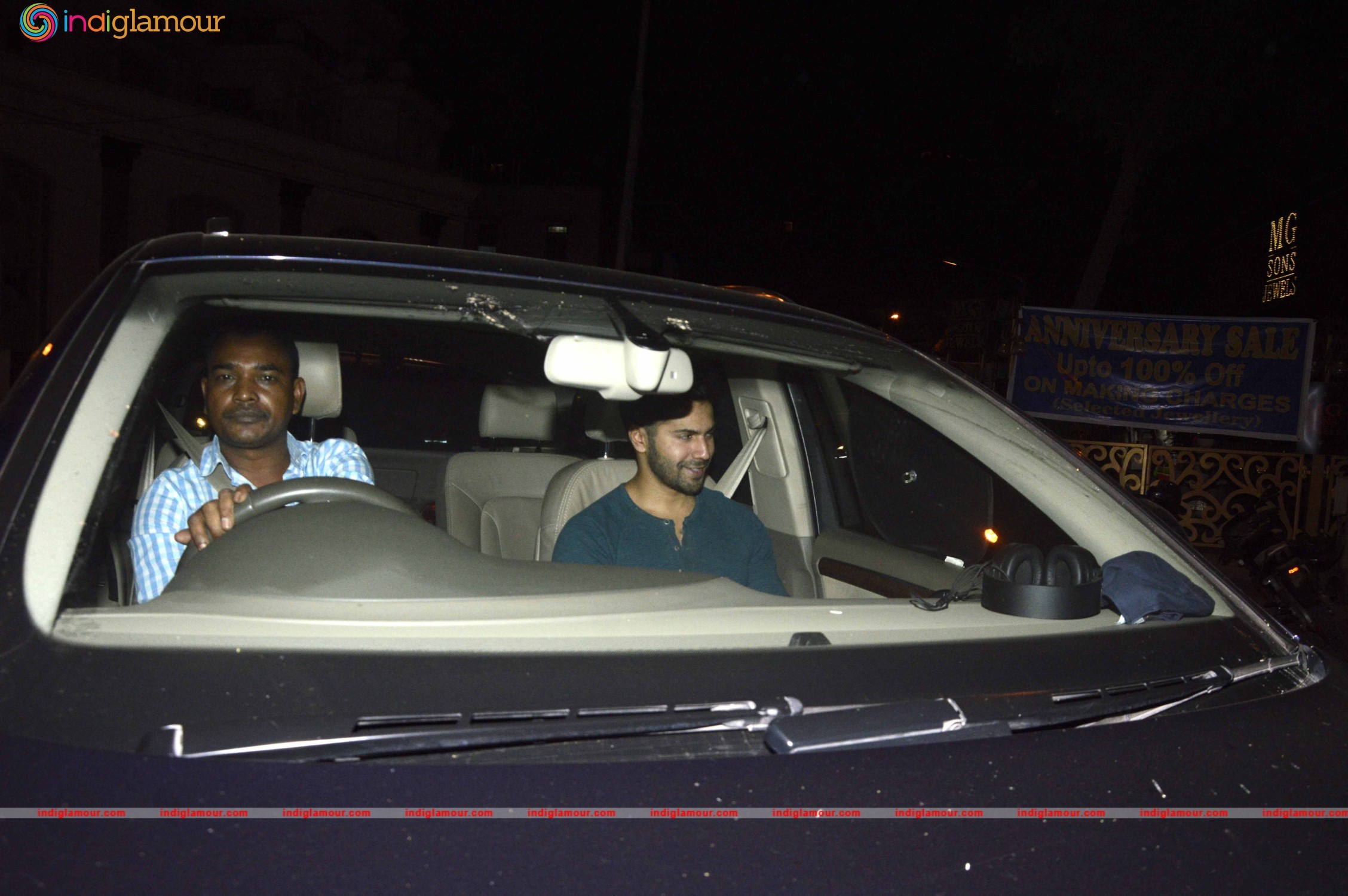 Karan Johar Hosts Party for His New Office Event hd photo