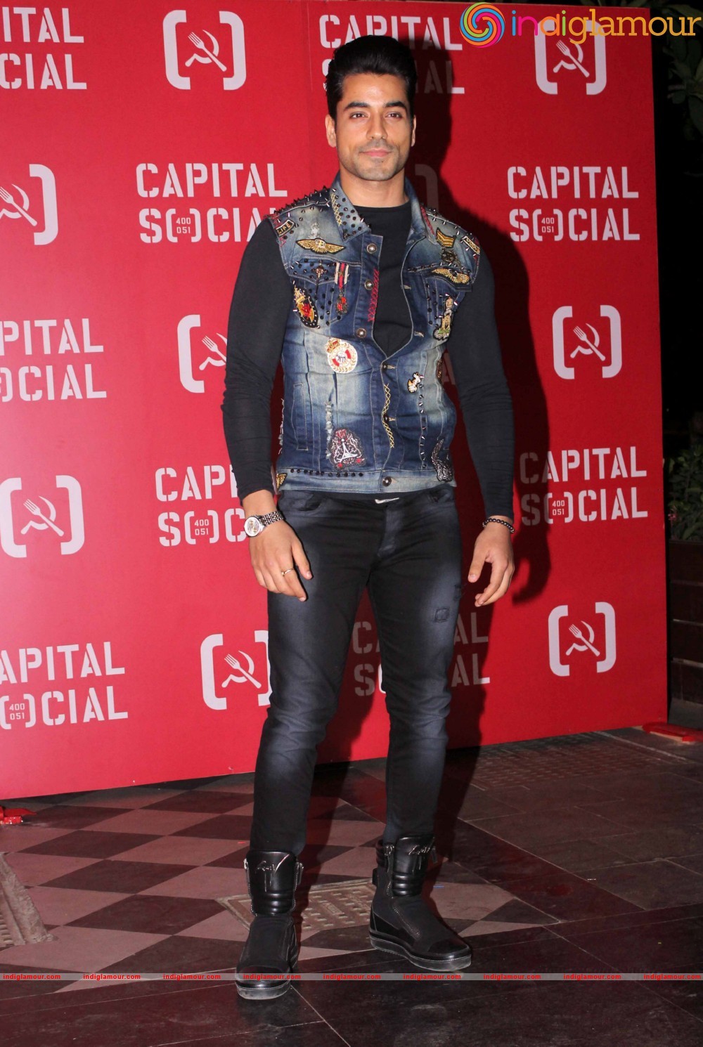 Riyaaz Amlani and Cineyug host party for new restaurant Capital Social Event hd photo
