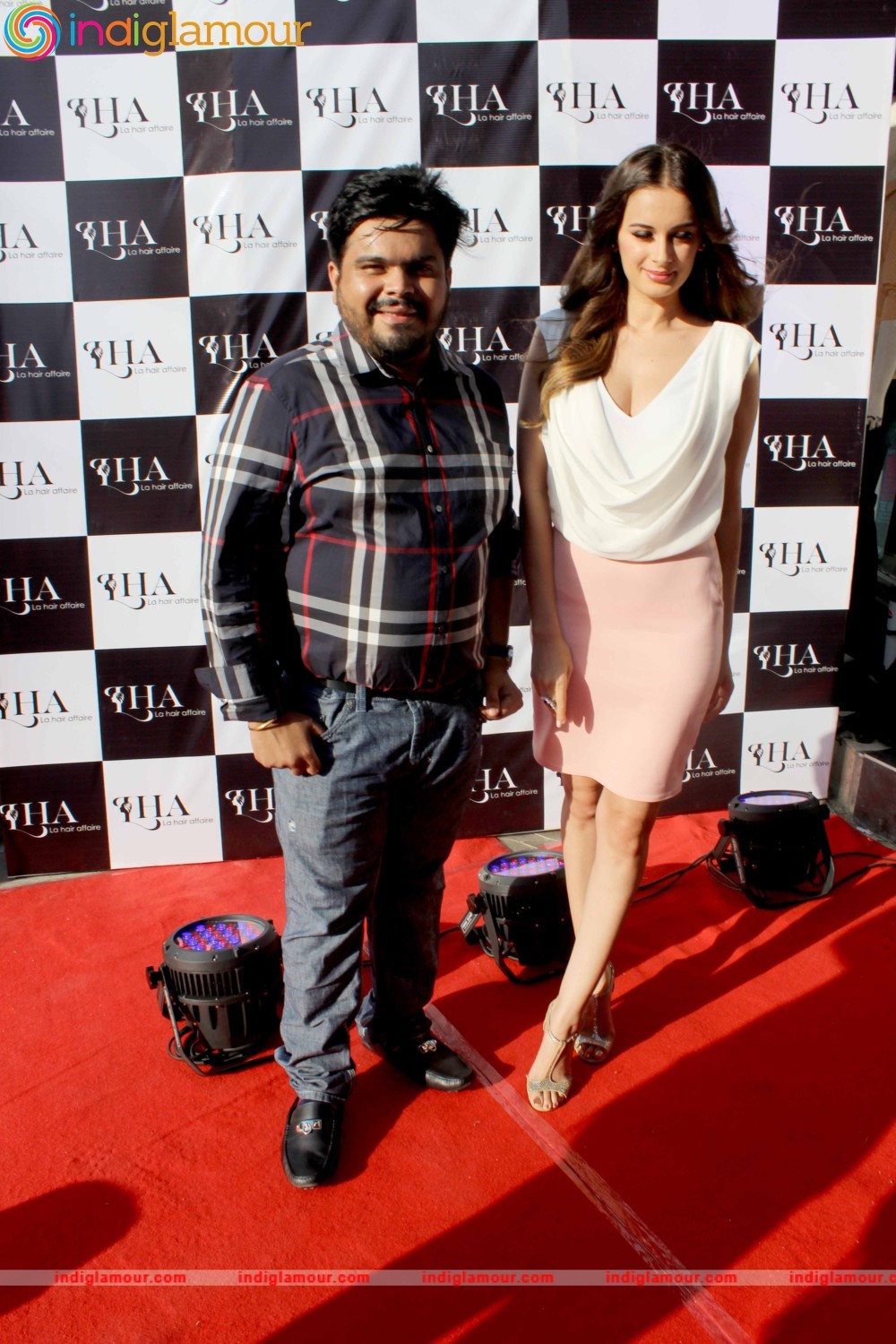 Evelyn Sharma at the Launch of La Hair Affaire Salon Event hd photo