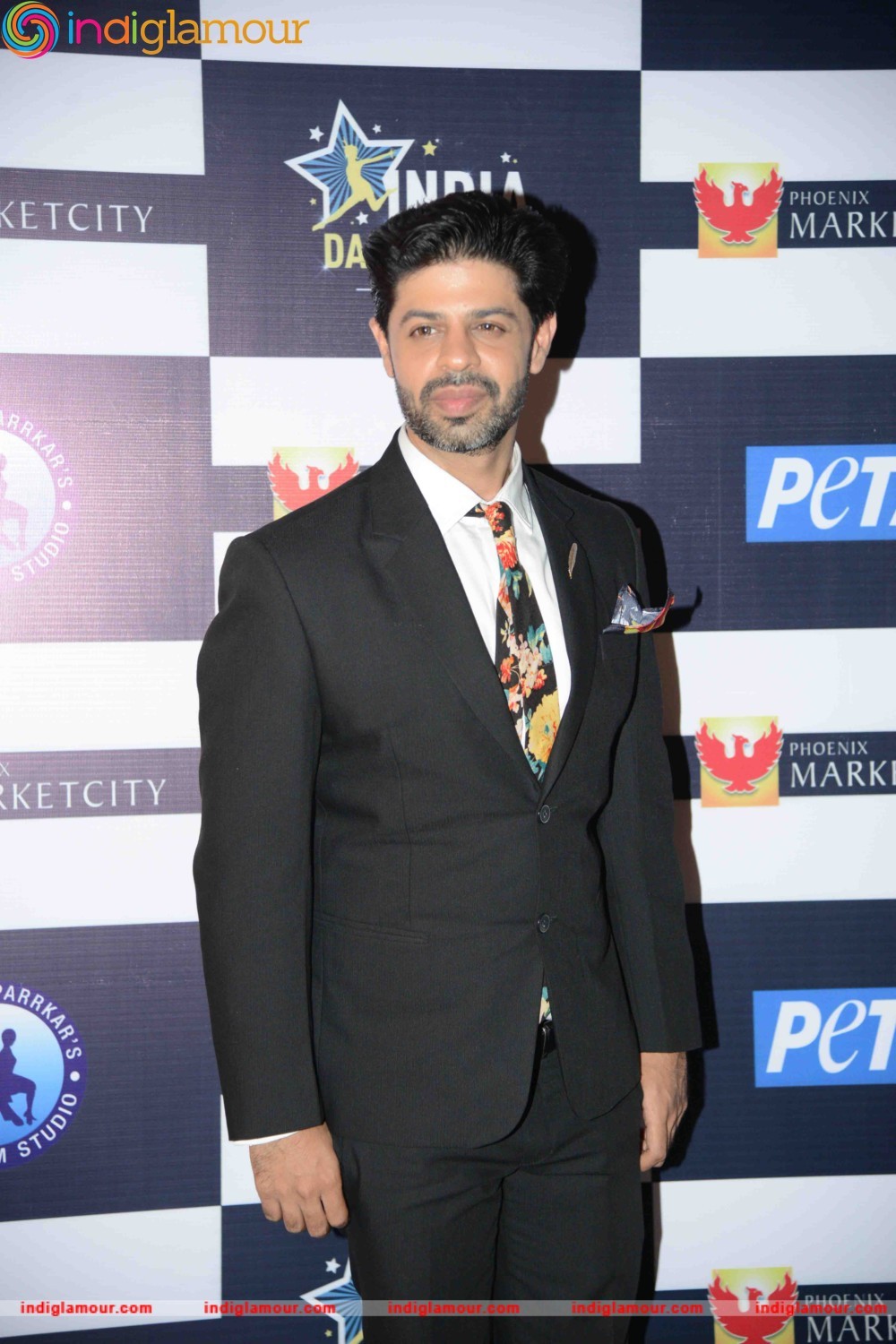 Bollywood Celebs at Grand Finale of Sandip Soparrkar Third India Dance Week Event hd photo