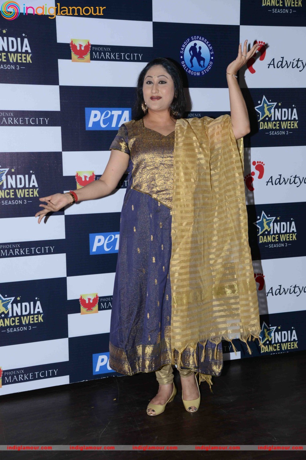 Bollywood Celebs at Grand Finale of Sandip Soparrkar Third India Dance Week Event hd photo