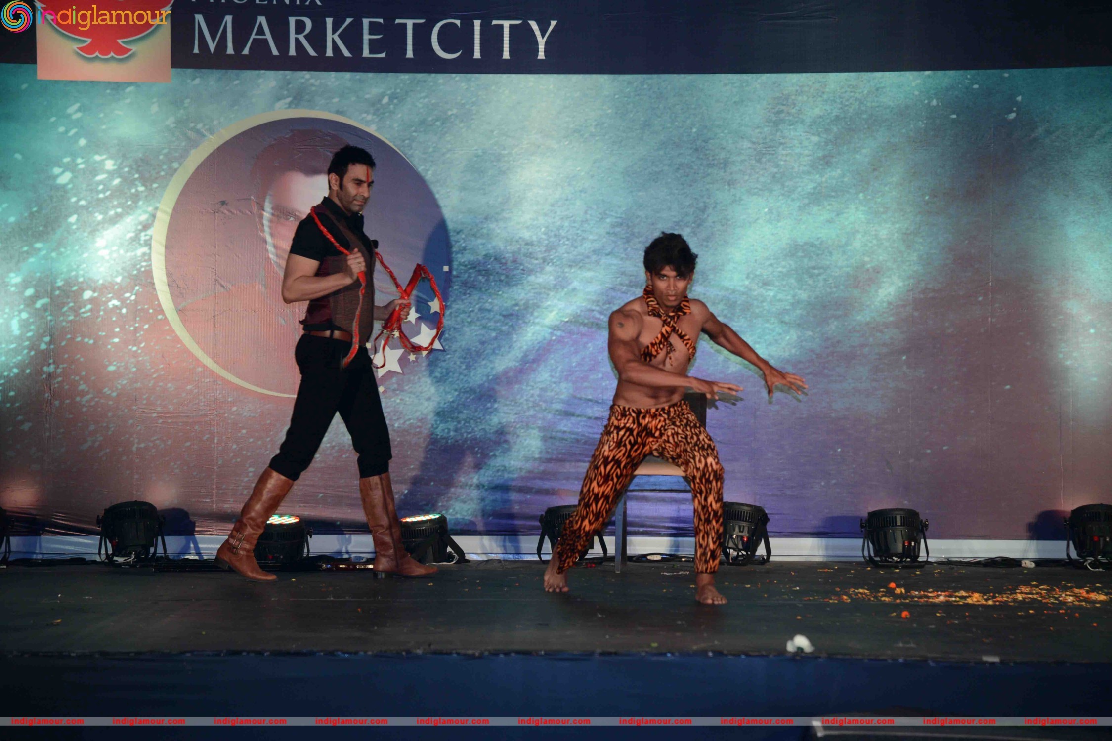 Bollywood Celebs at Grand Finale of Sandip Soparrkar Third India Dance Week Event hd photo
