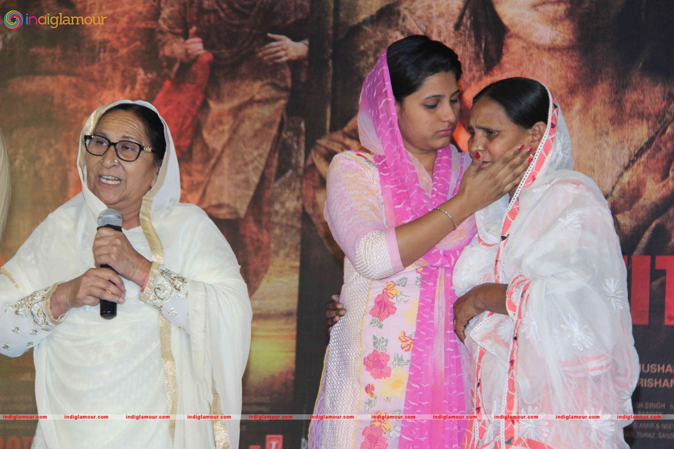 Cast of Film Sarabjit Pay Homage to Sarabjit Singh Event hd photo